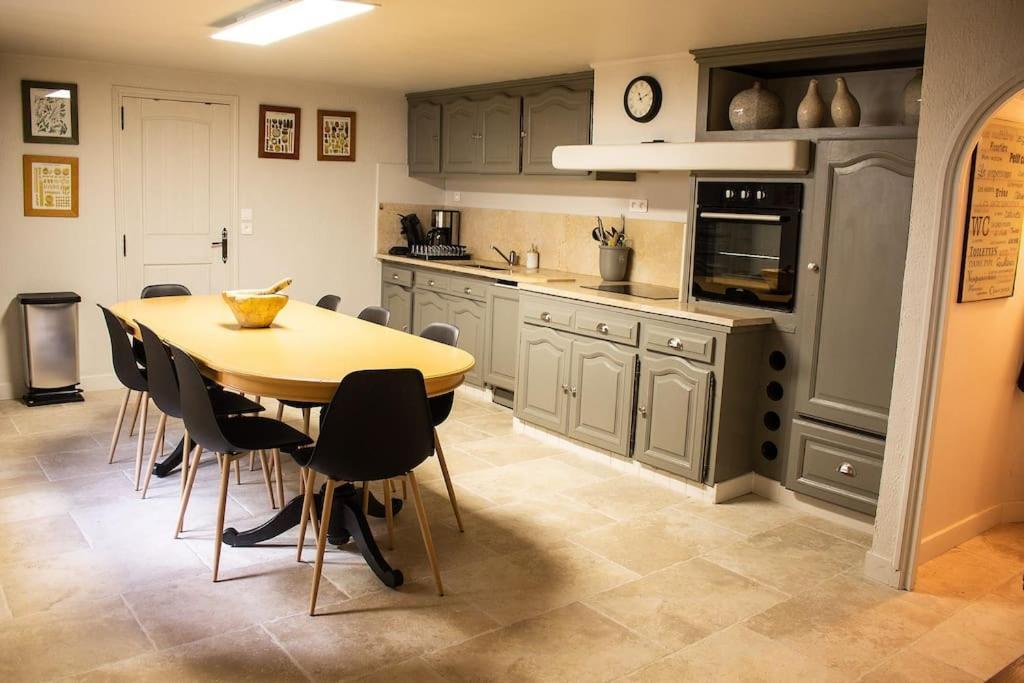 Gite En Provence Proche Avignon Sauveterre  Екстериор снимка