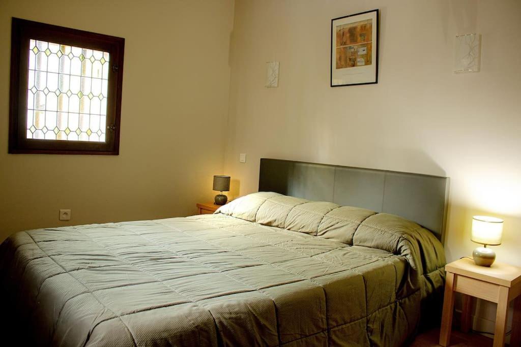 Gite En Provence Proche Avignon Sauveterre  Екстериор снимка
