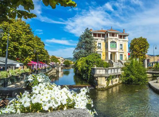 Gite En Provence Proche Avignon Sauveterre  Екстериор снимка